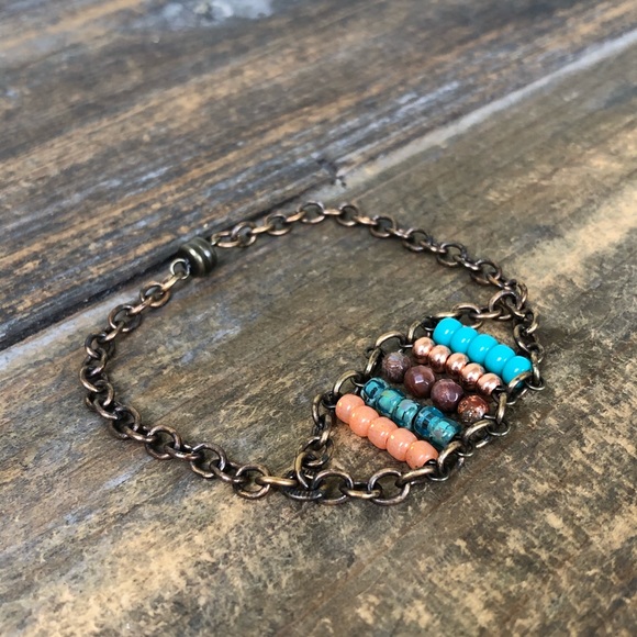 Dainty Fossil Coral Chain Bracelet - Picture 4 of 5